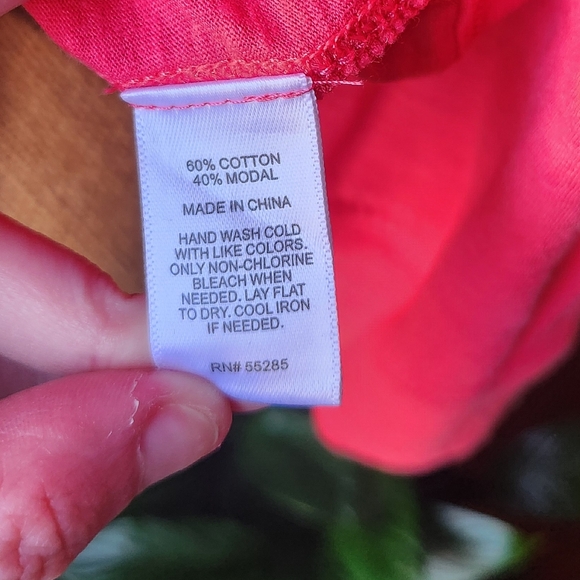 Express Pink Button-Front Collared Top - Picture 5 of 5